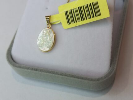PINGENTE MADREPÉROLA CORAÇÃO SAGRADO DE JESUS, PEQUENO, 16MM DE X 09MM, (±) 0.5 GR, EM OURO 18K
