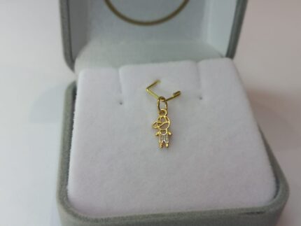 PINGENTE MENINO, COM OURO BRANCO, PEQUENO, 1.3CM DE ALTURA CONTANDO DA ARGOLA, EM OURO 18K